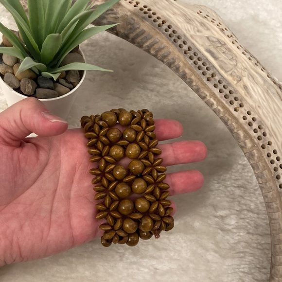 $5 Add-on Stretchy Beaded Bracelet - Picture 2 of 3